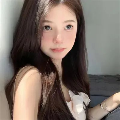 蓝与白形成的蔚蓝色